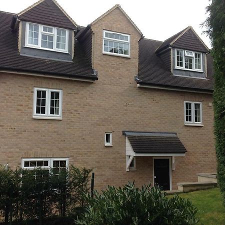 Oxford Apartments 1 Экстерьер фото